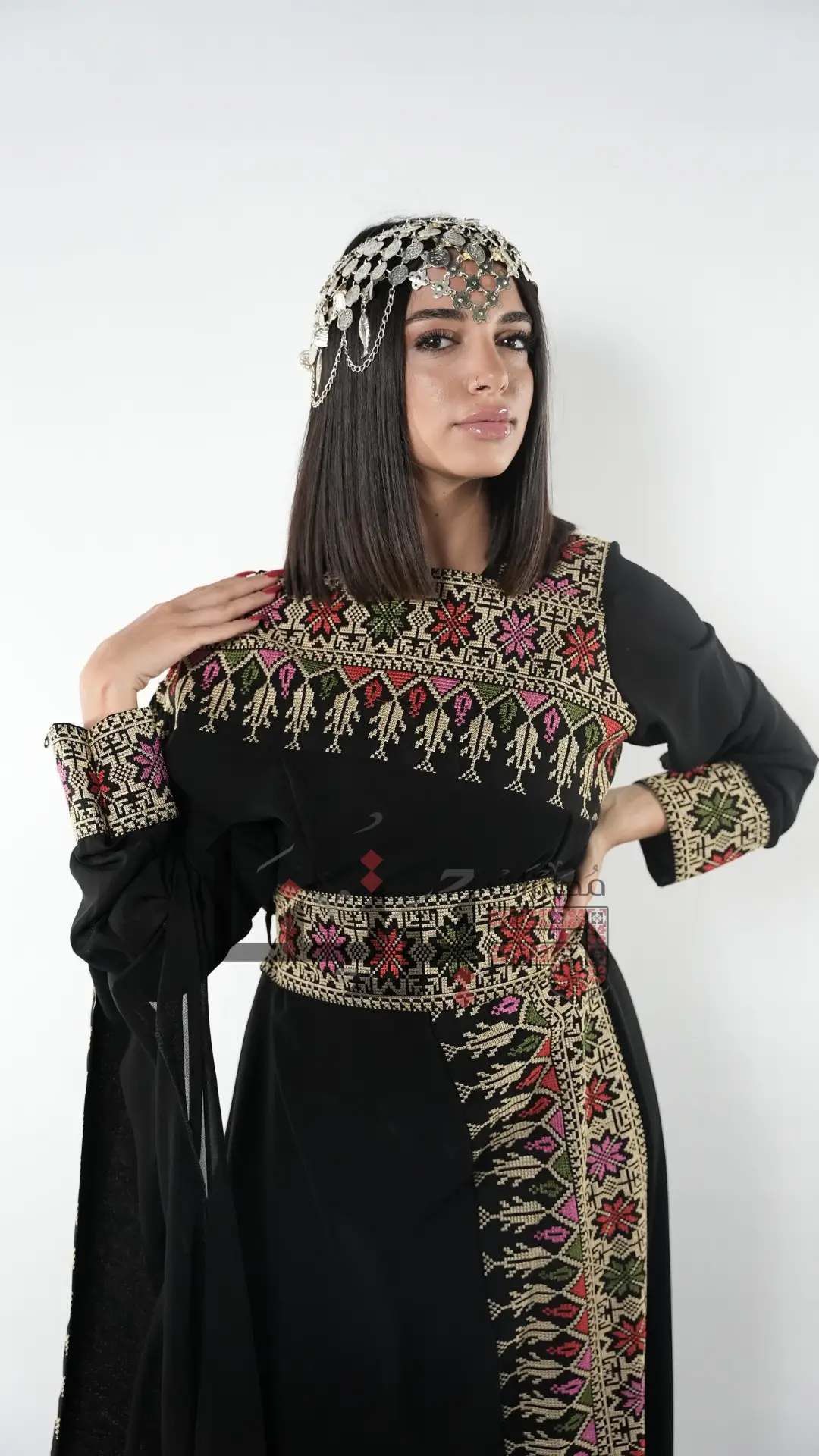 Black Embroidered Thobe